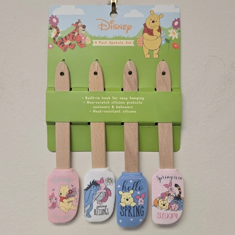Disney Winnie the Pooh Floral 4 pack Spatula Set